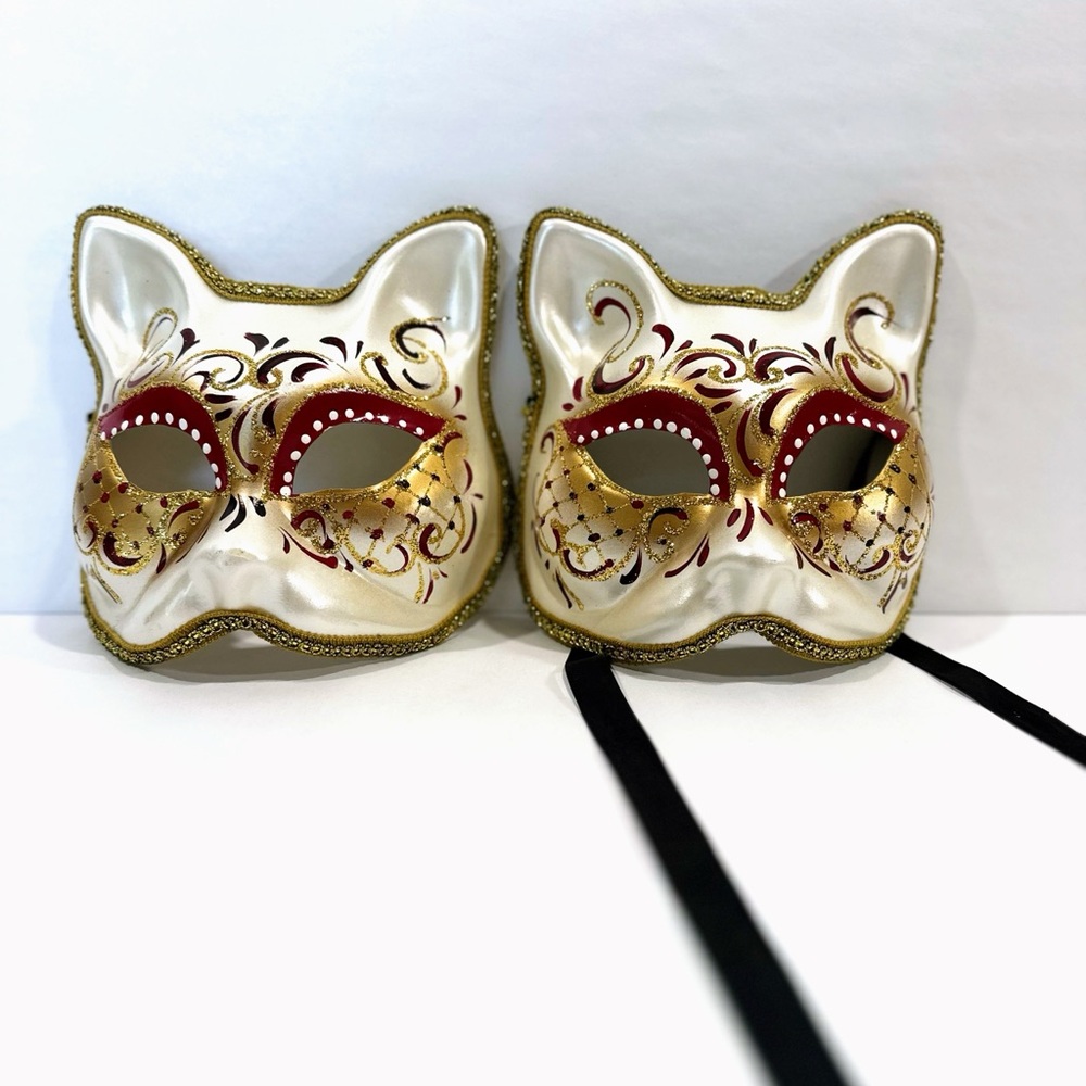 Two Original Venezia Italy Hand Made Paper Mache Cat Masks * Party Masquerade